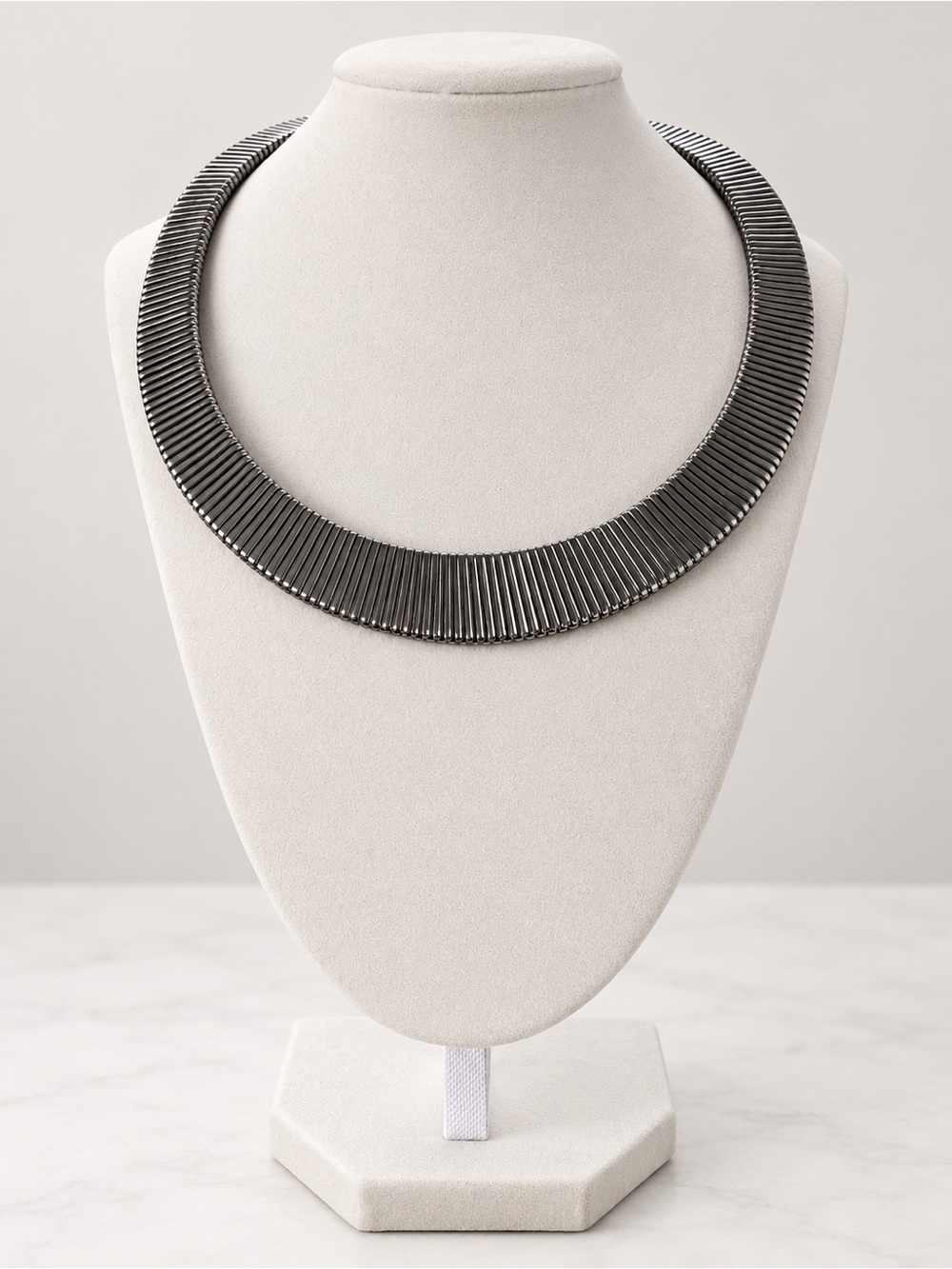Silver-Tone Ribbed Collar Statement Necklace